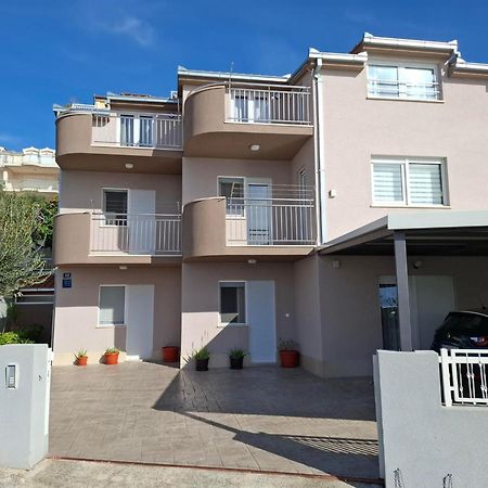 Apartment Ante Dugi Rat Dış mekan fotoğraf