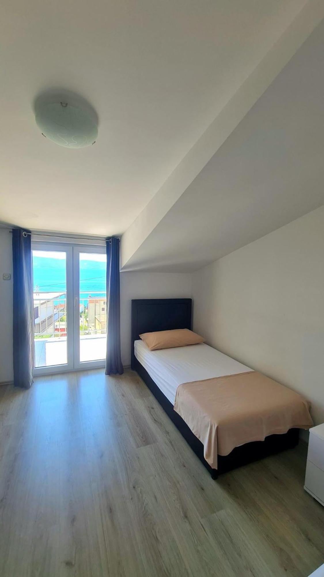 Apartment Ante Dugi Rat Dış mekan fotoğraf