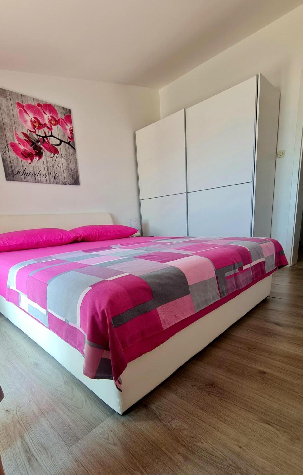 Apartment Ante Dugi Rat Dış mekan fotoğraf